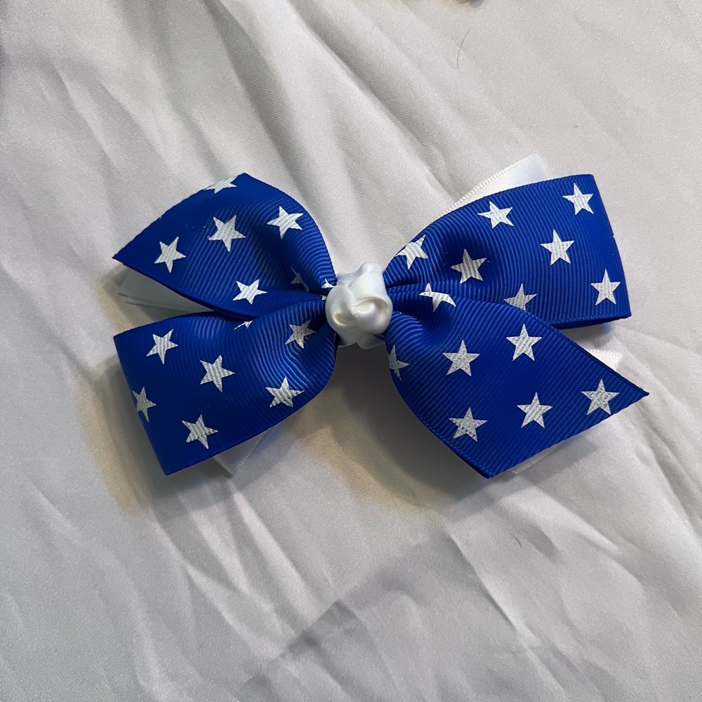 HAND CRAFTED Hair Bow White Blue with Stars Knotted, Easy Clip NWOT